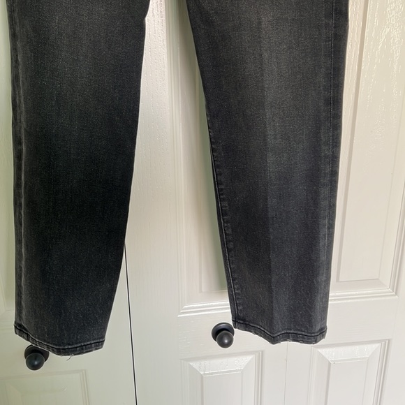 Express Straight Leg High Rise Black Jeans - Picture 4 of 8